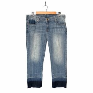 Women’s True Religion Light Blue Faded Crop Jeans Sz 32 Low Stretch.